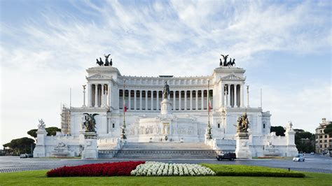 vittoriano monument rome.